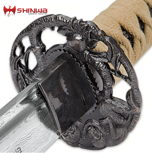 United Cutlery Shinwa Makaku Katana/Samurai Sword – Hand Forged Damascus Steel w/ Genuine Ray Skin Handle & Lacquered Wooden Sheath | United Cutlery