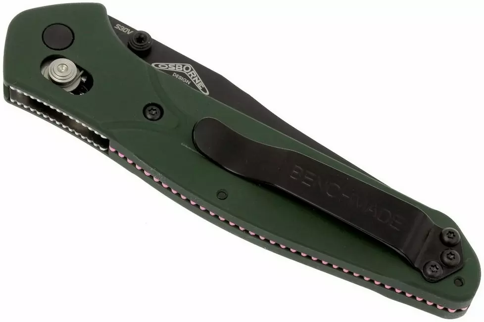 Benchmade Osborne Folding Knife – S30V Steel w/ Green Aluminum Handle BM940BK | Benchmade USA