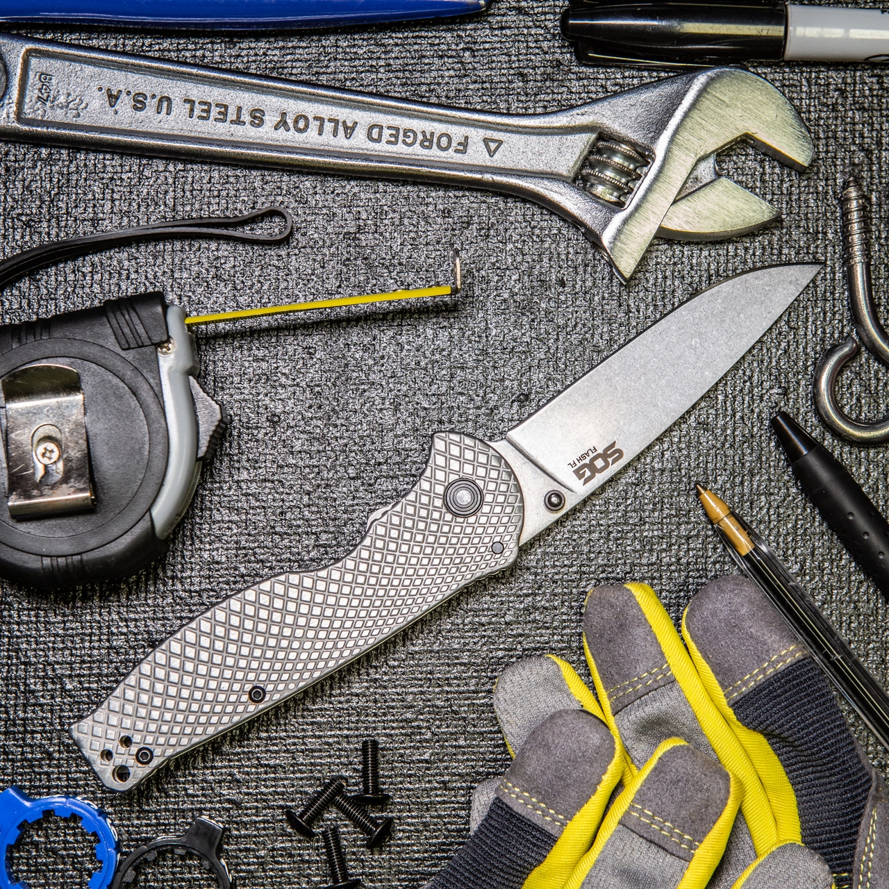 SOG Flash FL Folding Knife | SOG Knives