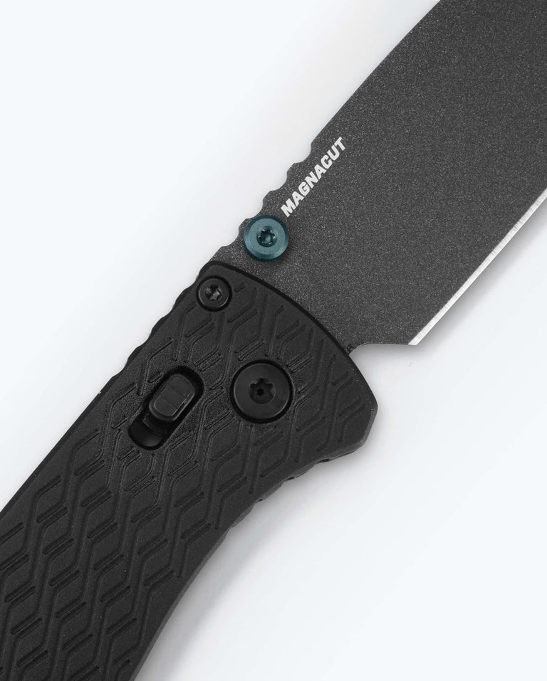 Benchmade 534BK Bugout Vapyr Folding Knife - Cerakote CPM-Magnacut w/ Black Aluminum Handle